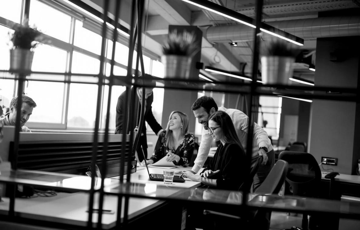 Apprentissage des concepts financiers lors d'une session pratique